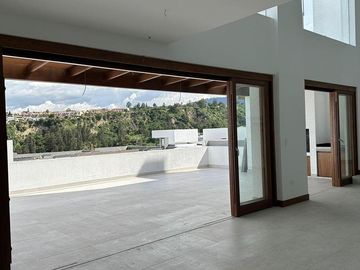 NAYÓN DEPARTAMENTO DUPLEX MINIMALISTA 208,97m2