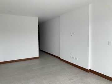 NAYÓN DEPARTAMENTO DUPLEX MINIMALISTA 208,97m2