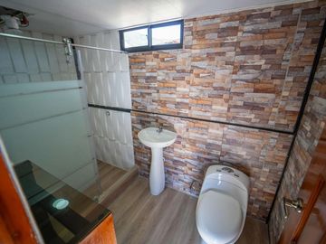 LA MAGDALENA VENTA DE CASA RENTERA 5 PISOS 565M 3 GARAJES