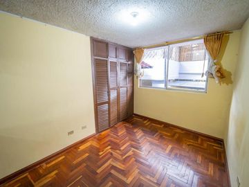 LA MAGDALENA VENTA DE CASA RENTERA 5 PISOS 565M 3 GARAJES