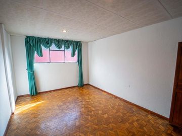 LA MAGDALENA VENTA DE CASA RENTERA 5 PISOS 565M 3 GARAJES