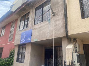 CASA EN VENTA MARIANITAS CALDERON 120 M2