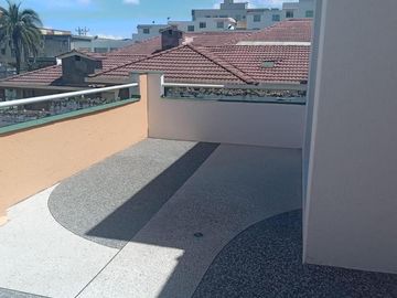 CASA EN VENTA KENNEDY SANTA LUCIA ALTA 210 m2