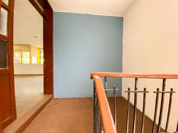 CASA CON DEPARTAMENTOS EN VENTA EN LA CONCEPCIÓN PARA REMODELAR