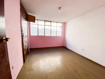 CASA CON DEPARTAMENTOS EN VENTA EN LA CONCEPCIÓN PARA REMODELAR