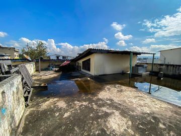 CASA CON DEPARTAMENTOS EN VENTA EN LA CONCEPCIÓN PARA REMODELAR