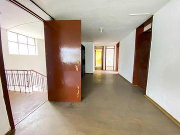 CASA CON DEPARTAMENTOS EN VENTA EN LA CONCEPCIÓN PARA REMODELAR
