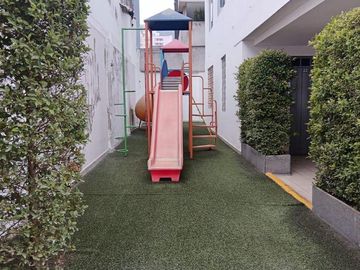 VENDO DEPARTAMENTO LA COLON 123m2 $105.000