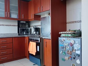 VENDO DEPARTAMENTO LA COLON 123m2 $105.000