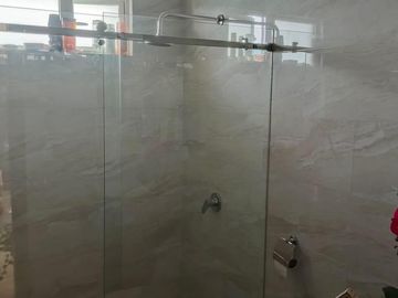 VENTA CASA UNA SOLA PLANTA CON DEPARTAMENTO, TERRENO DE 1000 M2 EN GUAYLLABAMBA