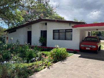 GUAYLLABAMBA CASA EN VENTA BELLO HORIZONTE 2000m2