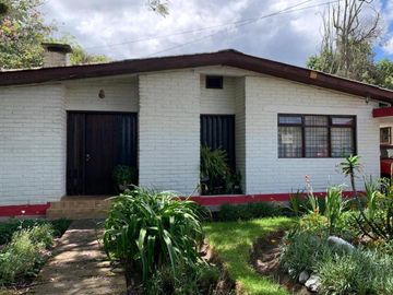 GUAYLLABAMBA CASA EN VENTA BELLO HORIZONTE 2000m2