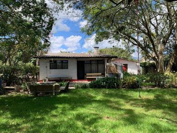 GUAYLLABAMBA CASA EN VENTA BELLO HORIZONTE 2000m2