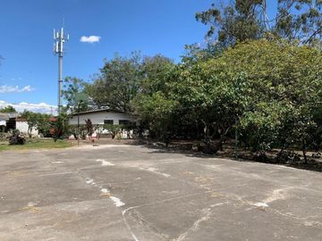 GUAYLLABAMBA CASA EN VENTA BELLO HORIZONTE 2000m2