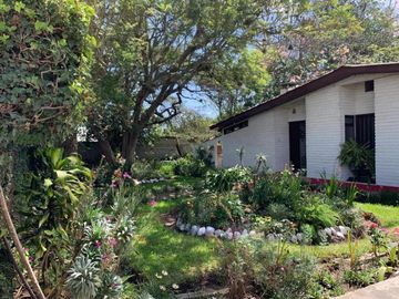 GUAYLLABAMBA CASA EN VENTA BELLO HORIZONTE 2000m2