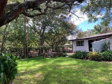 GUAYLLABAMBA CASA EN VENTA BELLO HORIZONTE 2000m2