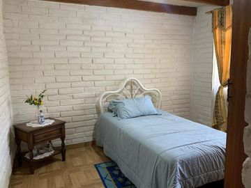 GUAYLLABAMBA CASA EN VENTA BELLO HORIZONTE 2000m2