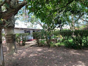 GUAYLLABAMBA CASA EN VENTA BELLO HORIZONTE 2000m2