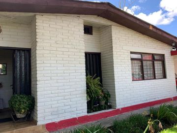 GUAYLLABAMBA CASA EN VENTA BELLO HORIZONTE 2000m2