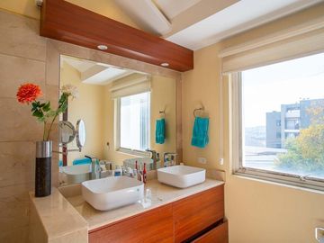 CASA EN VENTA URBANIZACION EL CONDADO