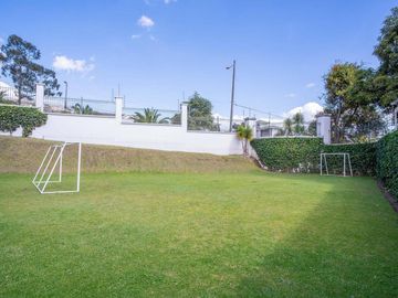 CASA EN VENTA URBANIZACION EL CONDADO