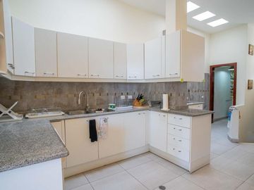CASA EN VENTA URBANIZACION EL CONDADO