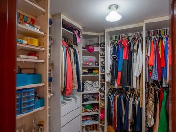 CASA EN VENTA URBANIZACION EL CONDADO