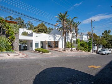 CASA EN VENTA URBANIZACION EL CONDADO