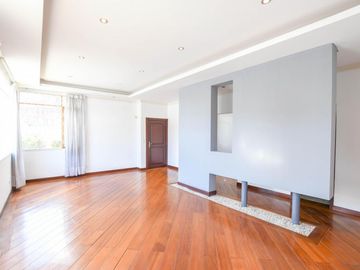 CASA EN VENTA INDEPENDIENTE $220.000 JIPIJAPA