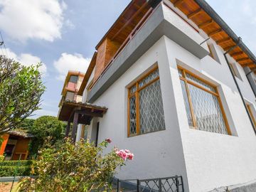 CASA EN VENTA INDEPENDIENTE $220.000 JIPIJAPA