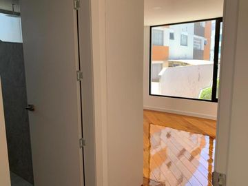 URBANIZACIÓN EL CONDADO MODERNO DEPARTAMENTO 3 HAB. POR ESTRENAR