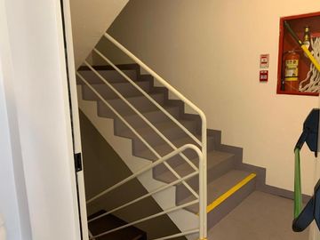 URBANIZACIÓN EL CONDADO MODERNO DEPARTAMENTO 3 HAB. POR ESTRENAR
