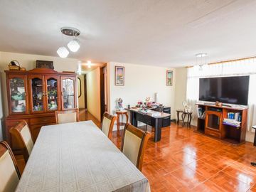 Venta casa ciudadela Ibarra 4 pisos 461,40m2