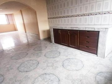 Quitumbe Venta Casa Independiente 5 Departamentos  626m2