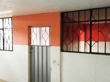 Quitumbe Venta Casa Independiente 5 Departamentos  626m2