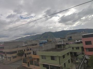 Quitumbe Venta Casa Independiente 5 Departamentos  626m2