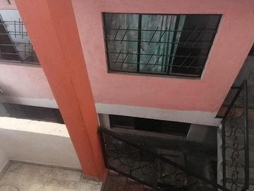 Quitumbe Venta Casa Independiente 5 Departamentos  626m2