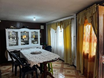 CASA DE VENTA EN EJERCITO NACIONAL 2 DEPARTAMENTOS