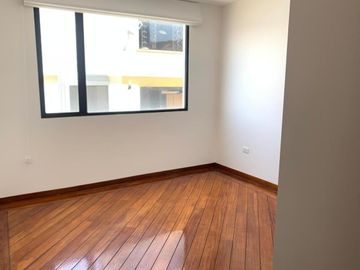 URBANIZACIÓN EL CONDADO DEPARTAMENTO MODERNO 3 HABITACIONES