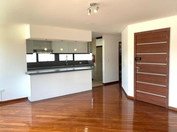 URBANIZACIÓN EL CONDADO DEPARTAMENTO MODERNO 3 HABITACIONES