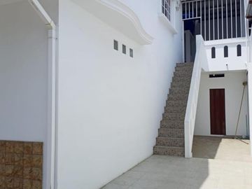 CASA EN VENTA, EN EL CENTRO DE JIPIJAPA