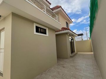 Casa en Venta Urbanización Manta Beach
