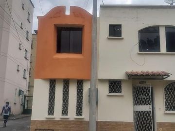 Venta casa conjunto Paraisos del Sur 125m2 Quitumbe