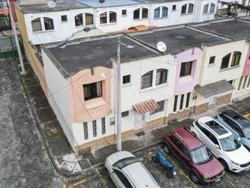 Venta casa conjunto Paraisos del Sur 125m2 Quitumbe