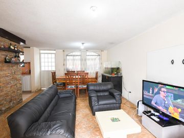 Venta casa conjunto Paraisos del Sur 125m2 Quitumbe