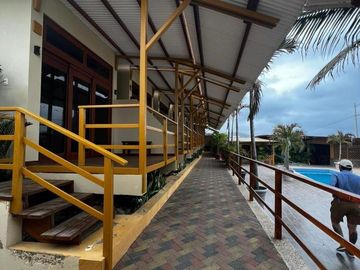 Hotel con Casa En Santa Marianita