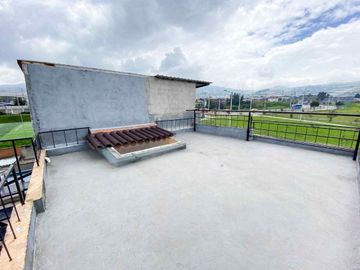 SE VENDE CASA EN QUITUMBE - 160 M2  U$S 62.500
