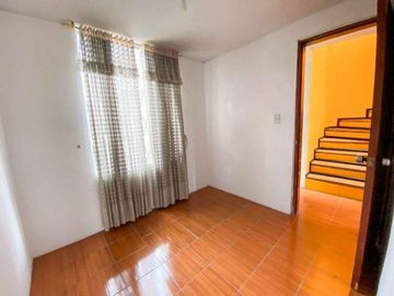 SE VENDE CASA EN QUITUMBE - 160 M2  U$S 62.500