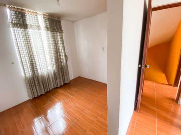 SE VENDE CASA EN QUITUMBE - 160 M2  U$S 62.500