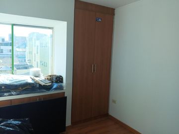 DEPARTAMENTO EN VENTA EN LA KENNEDY A DOS CUADRAS DE LA ELOY ALFARO